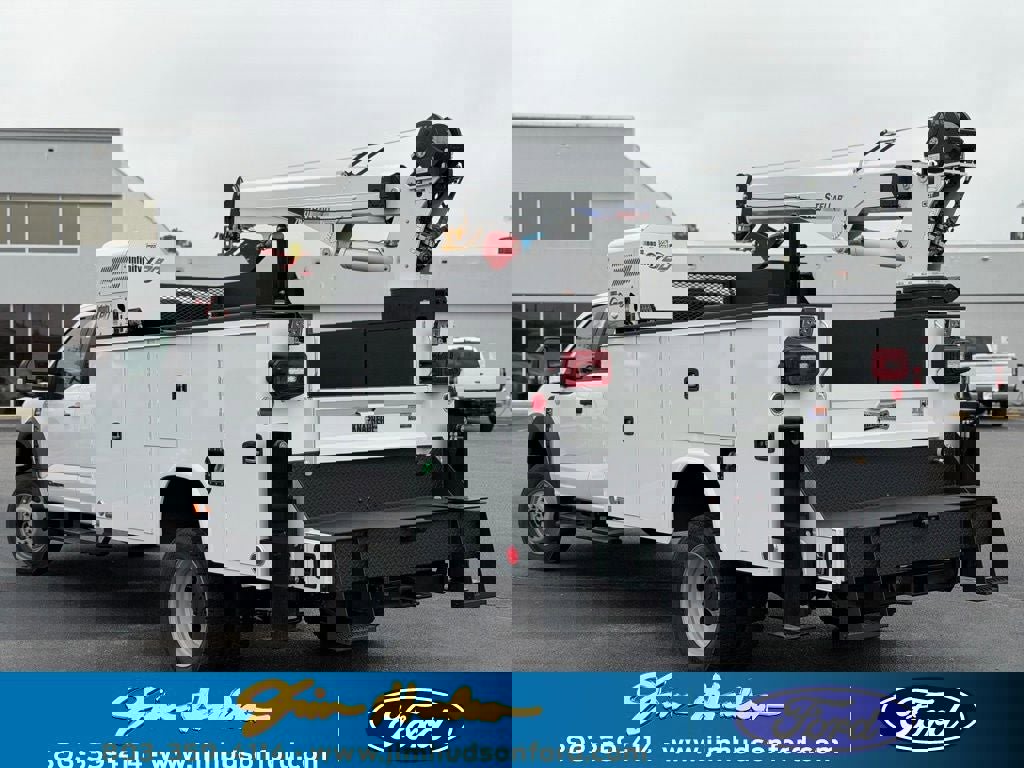 New 2026 Ford F550 4x4 Supercab Super Duty image 4