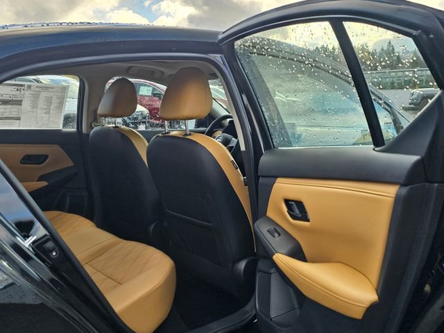 Used 2025 Nissan Sentra SV w/ SV Premium Package image 14