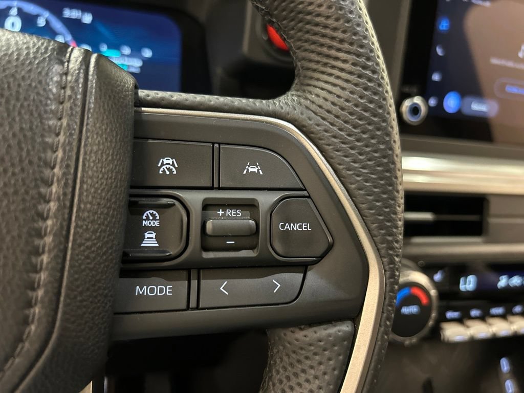Used 2025 Toyota Tacoma TRD Off-Road AWD/4WD image 22