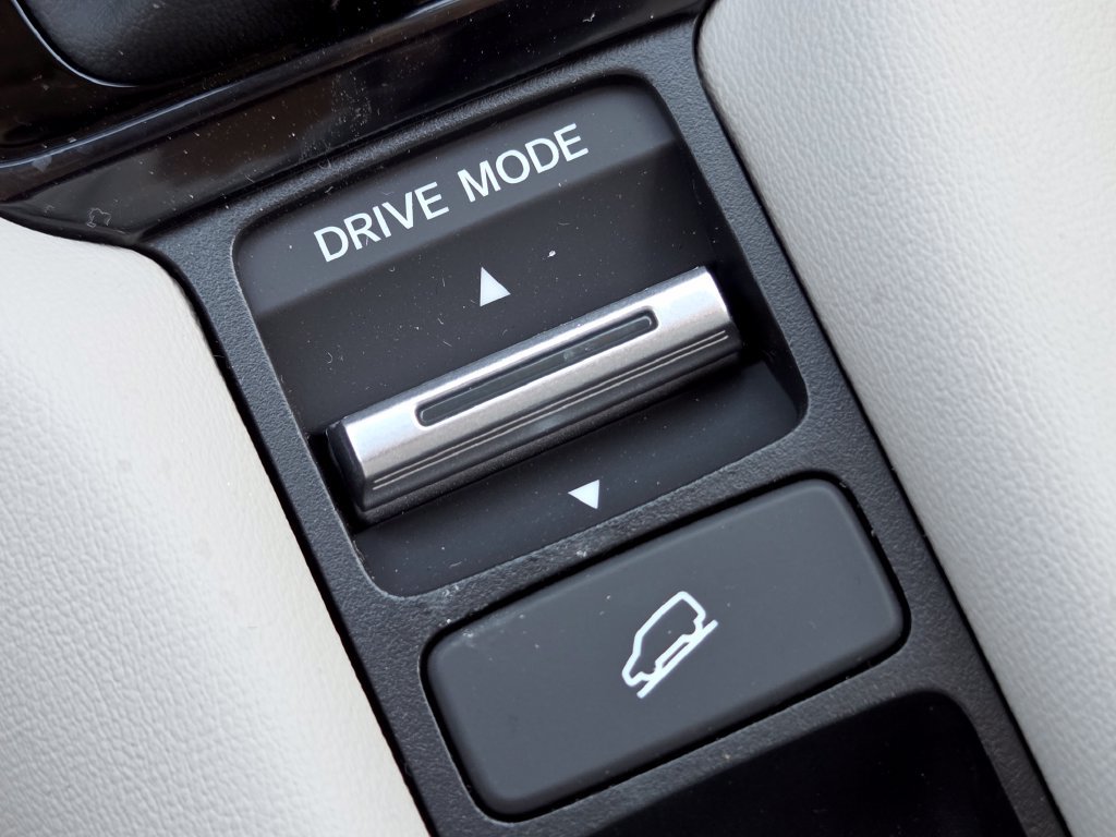 New 2027 Honda HR-V LX image 9