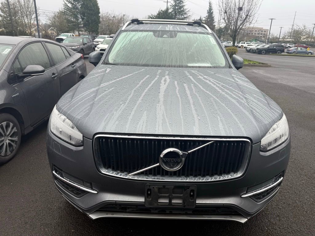 Used 2018 Volvo XC90 T6 Momentum w/ Convenience Package image 7