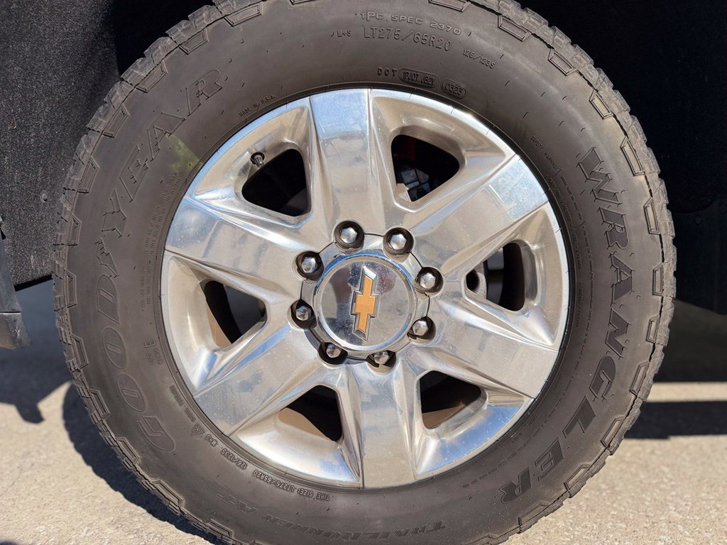 Used 2023 Chevrolet Silverado 2500 LTZ AWD/4WD image 10