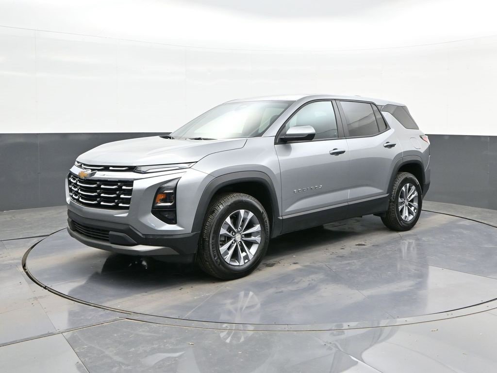 Used 2025 Chevrolet Equinox LT image 1