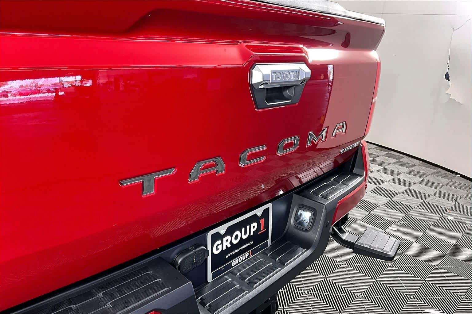 Used 2026 Toyota Tacoma Limited AWD/4WD image 30