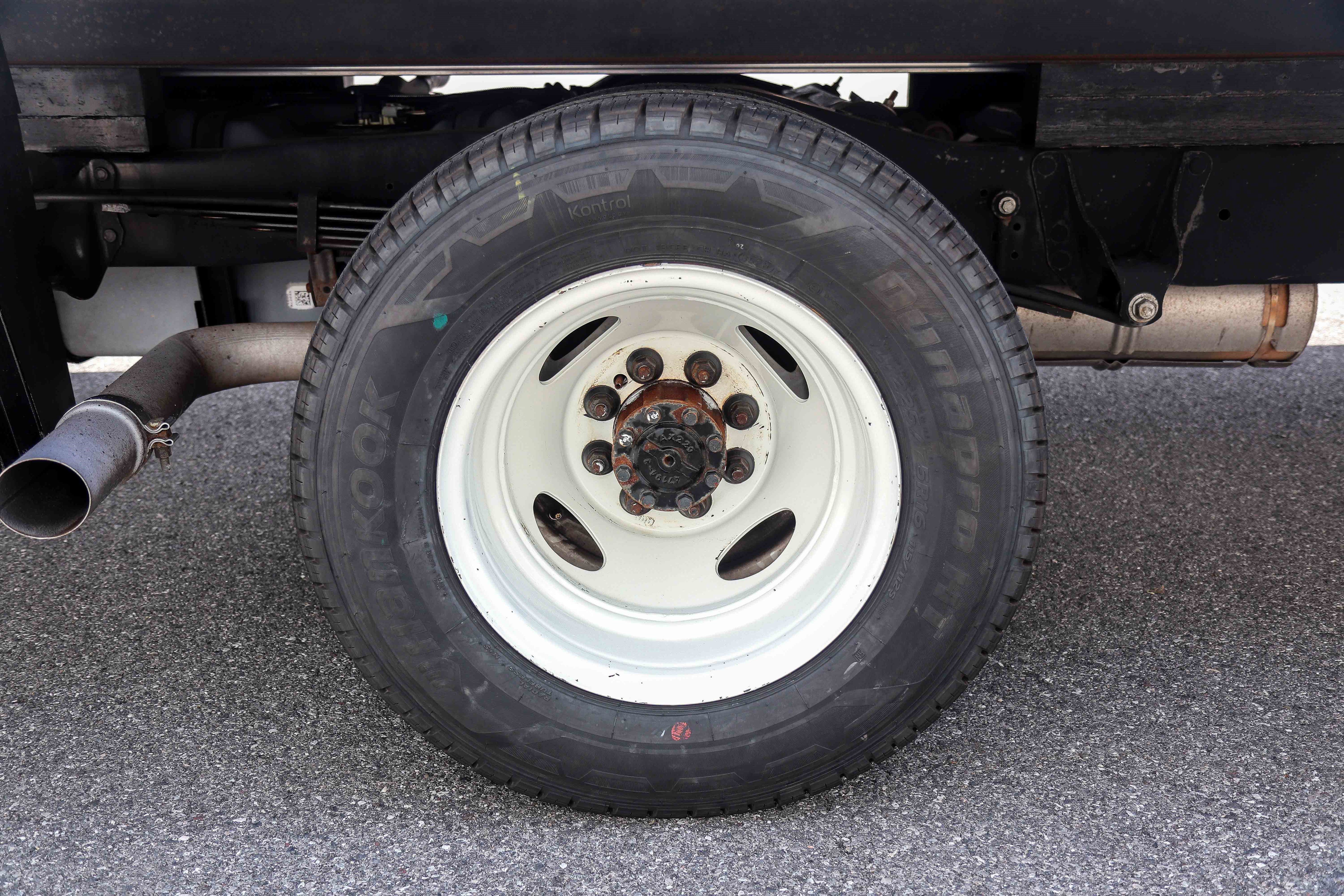 Used 2024 Ford E-450 and Econoline 450 Super Duty w/ Driver's Safety Package RWD image 26