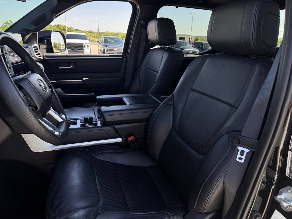 Used 2024 Toyota Tundra Platinum AWD/4WD image 27