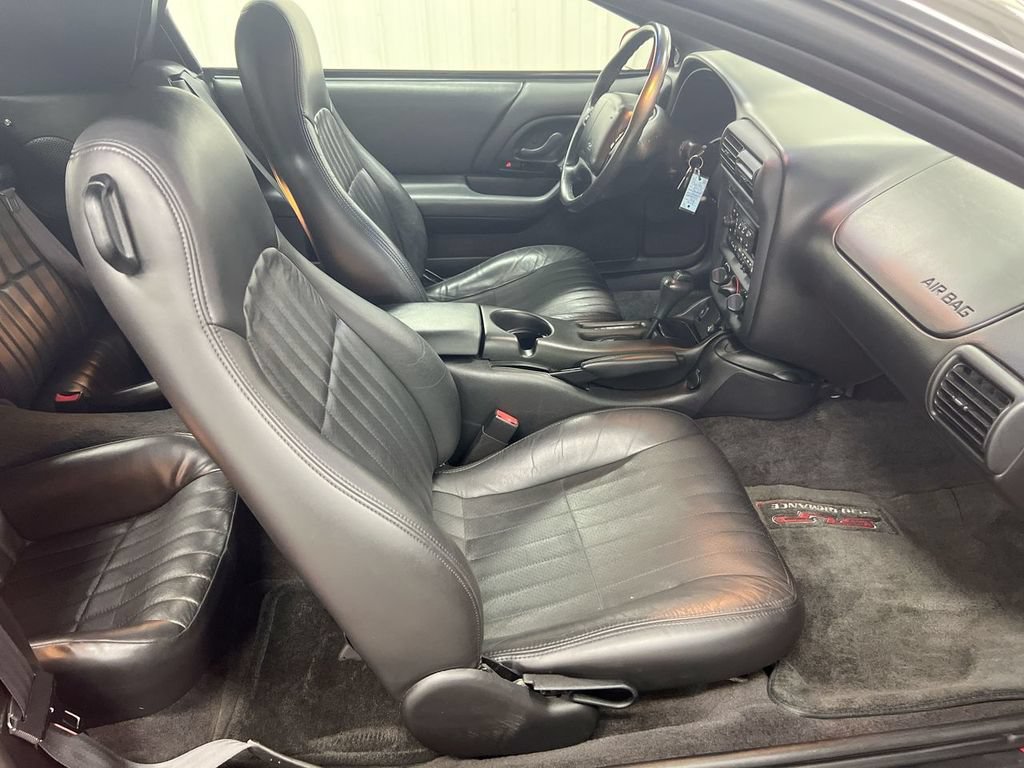 Used 2002 Chevrolet Camaro Z28 RWD image 20
