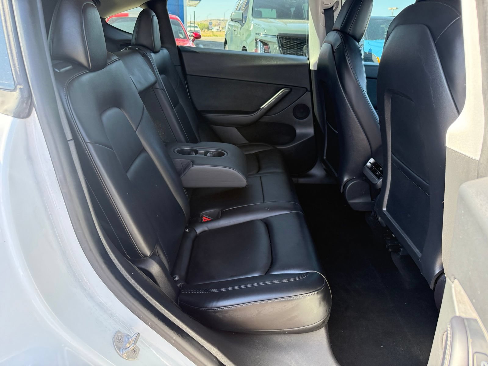 Used 2022 Tesla Model Y Performance AWD/4WD image 31