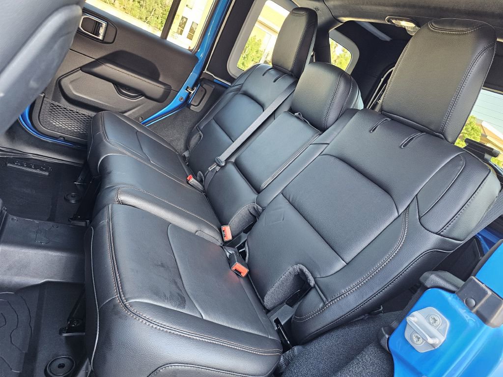 Used 2022 Jeep Wrangler Unlimited Rubicon 392 w/ Trailer Tow Package image 21