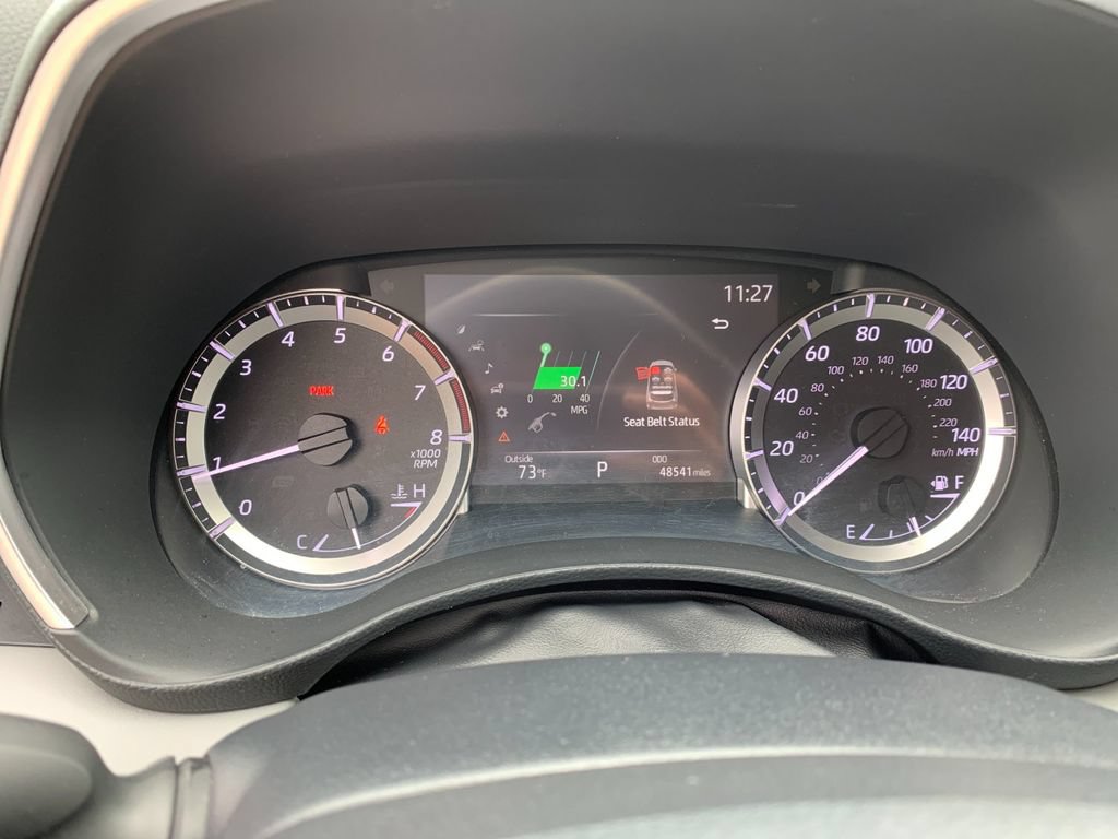 Used 2023 Toyota Highlander XLE FWD image 30