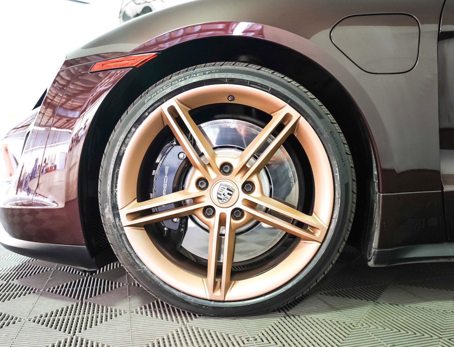 Certified 2022 Porsche Taycan 4S image 13