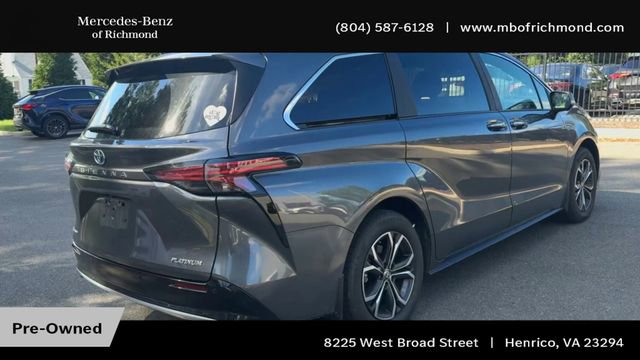 Used 2025 Toyota Sienna Platinum image 2
