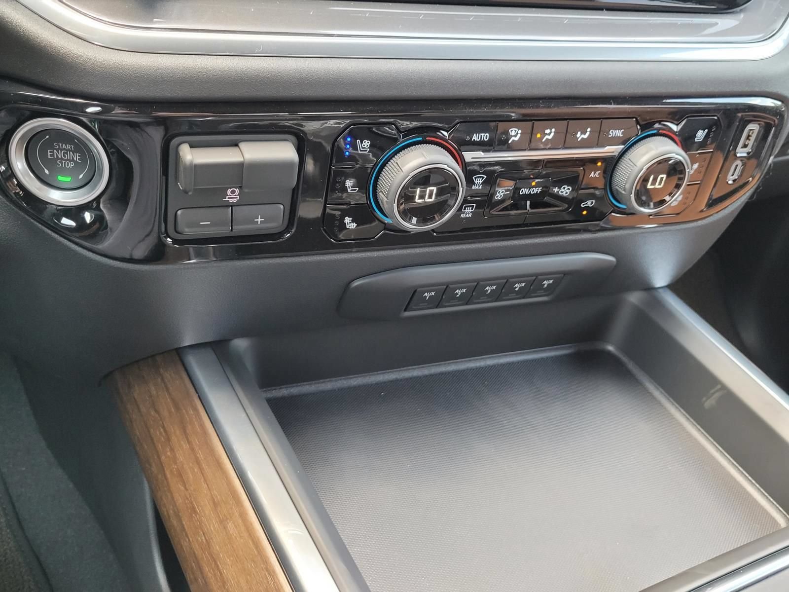 New 2026 Chevrolet Silverado 2500 High Country w/ High Country Premium Package AWD/4WD image 20