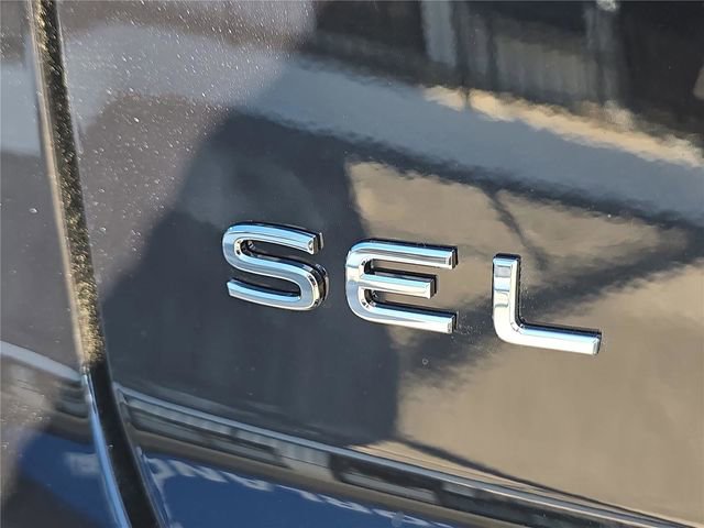 New 2026 Volkswagen Atlas Cross Sport SEL image 6