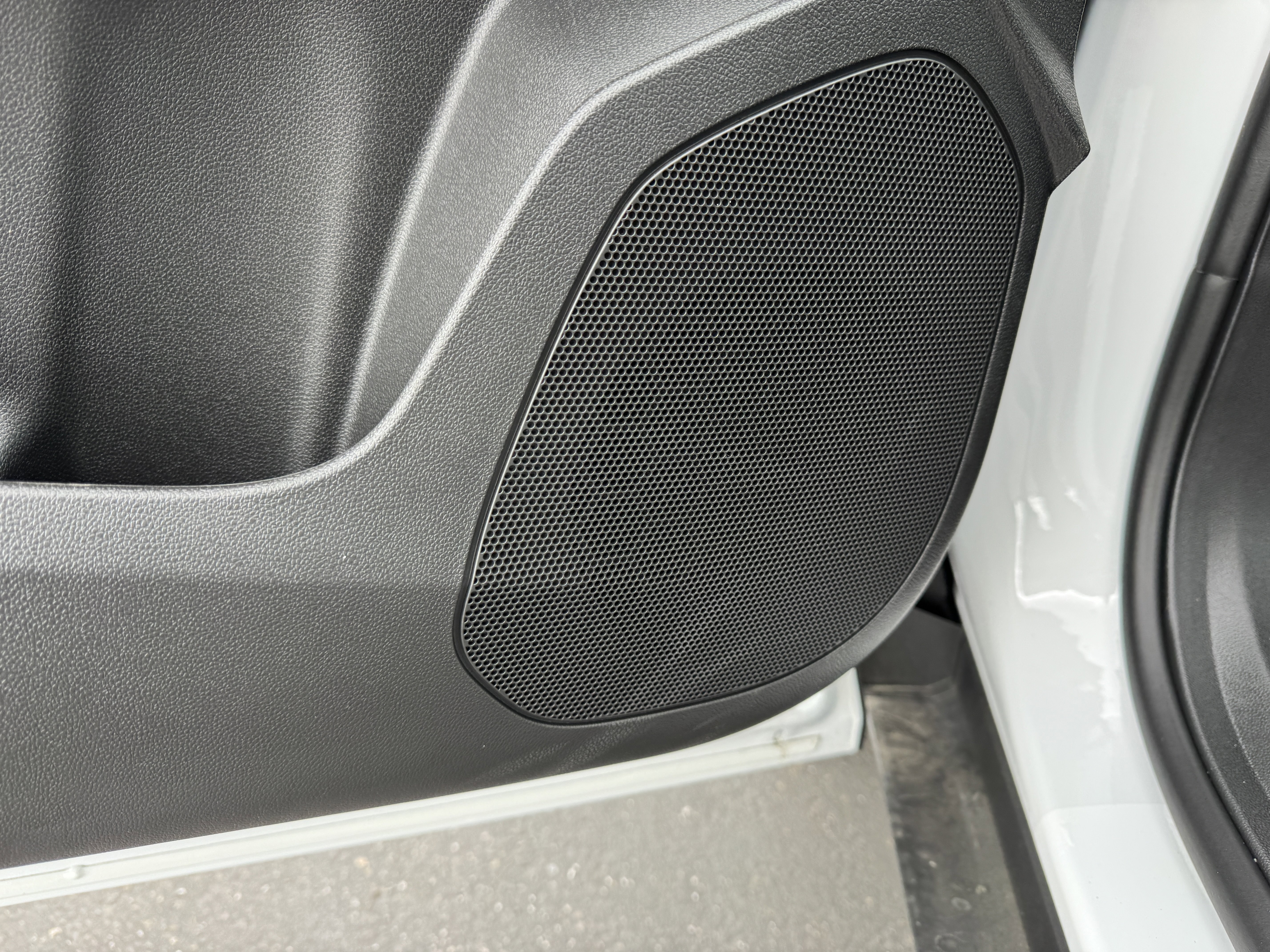 New 2025 Chevrolet Trax LT w/ LT Convenience Package image 11