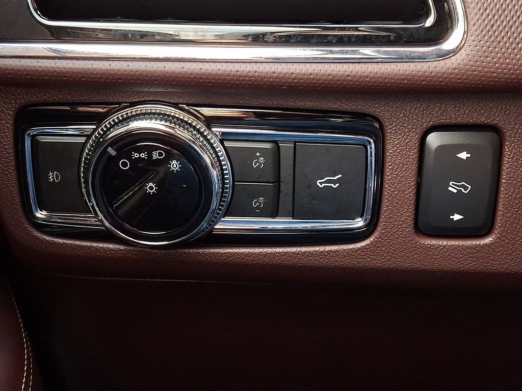 Used 2018 Lincoln Navigator Black Label w/ Cargo Package image 29