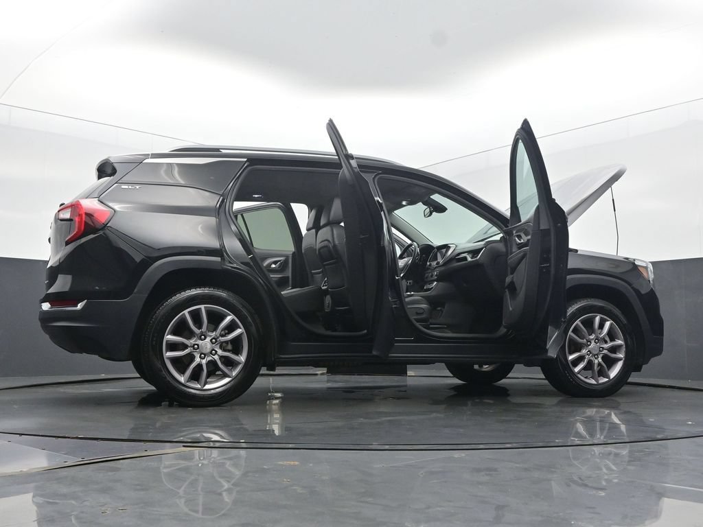 Used 2024 GMC Terrain SLT AWD/4WD image 59