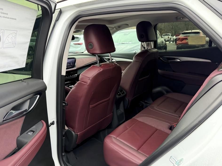 New 2026 Buick Envision Sport Touring image 9