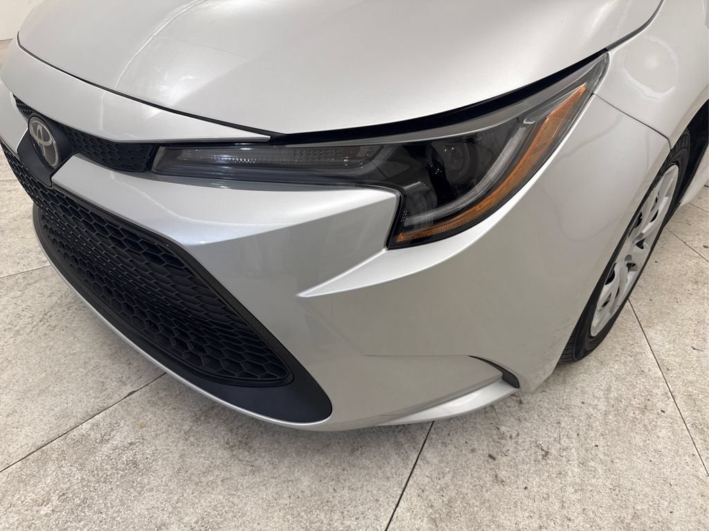 Used 2022 Toyota Corolla LE FWD image 18