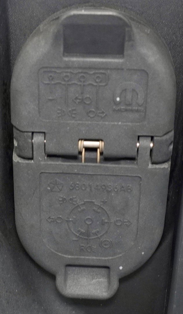 Used 2015 RAM 1500 Tradesman w/ Power & Remote Entry Group image 11