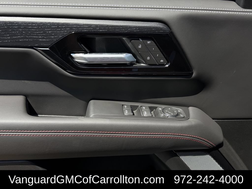 New 2026 GMC Yukon AT4 Ultimate w/ LPO, Floor Liner Package AWD/4WD image 21