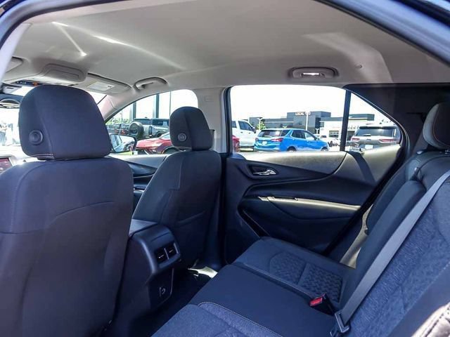 Used 2023 Chevrolet Equinox LT FWD image 13