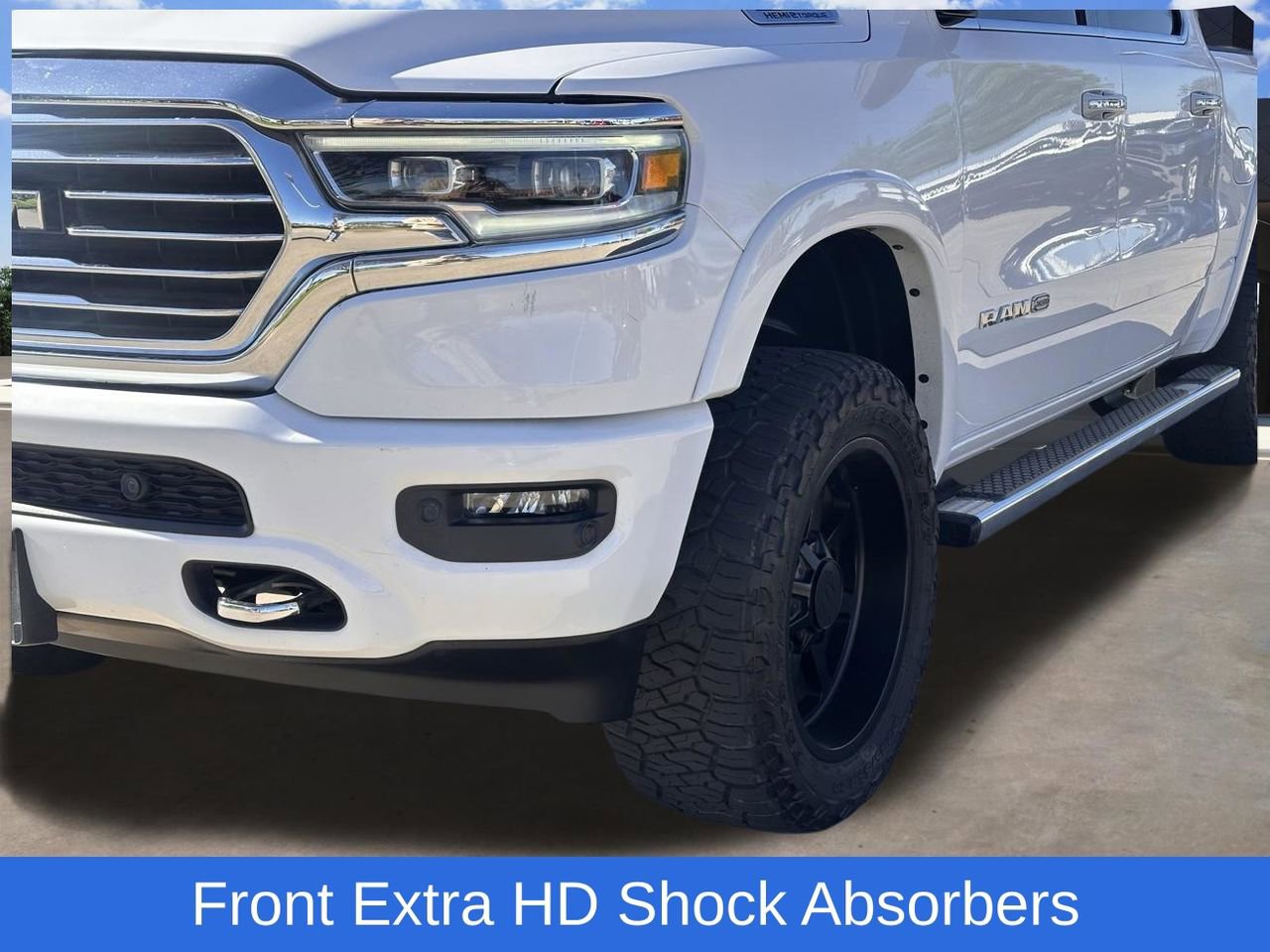 Used 2022 RAM 1500 Limited w/ Off Road Group image 7