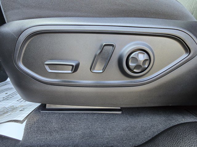 New 2025 Jeep Grand Cherokee Laredo X image 18