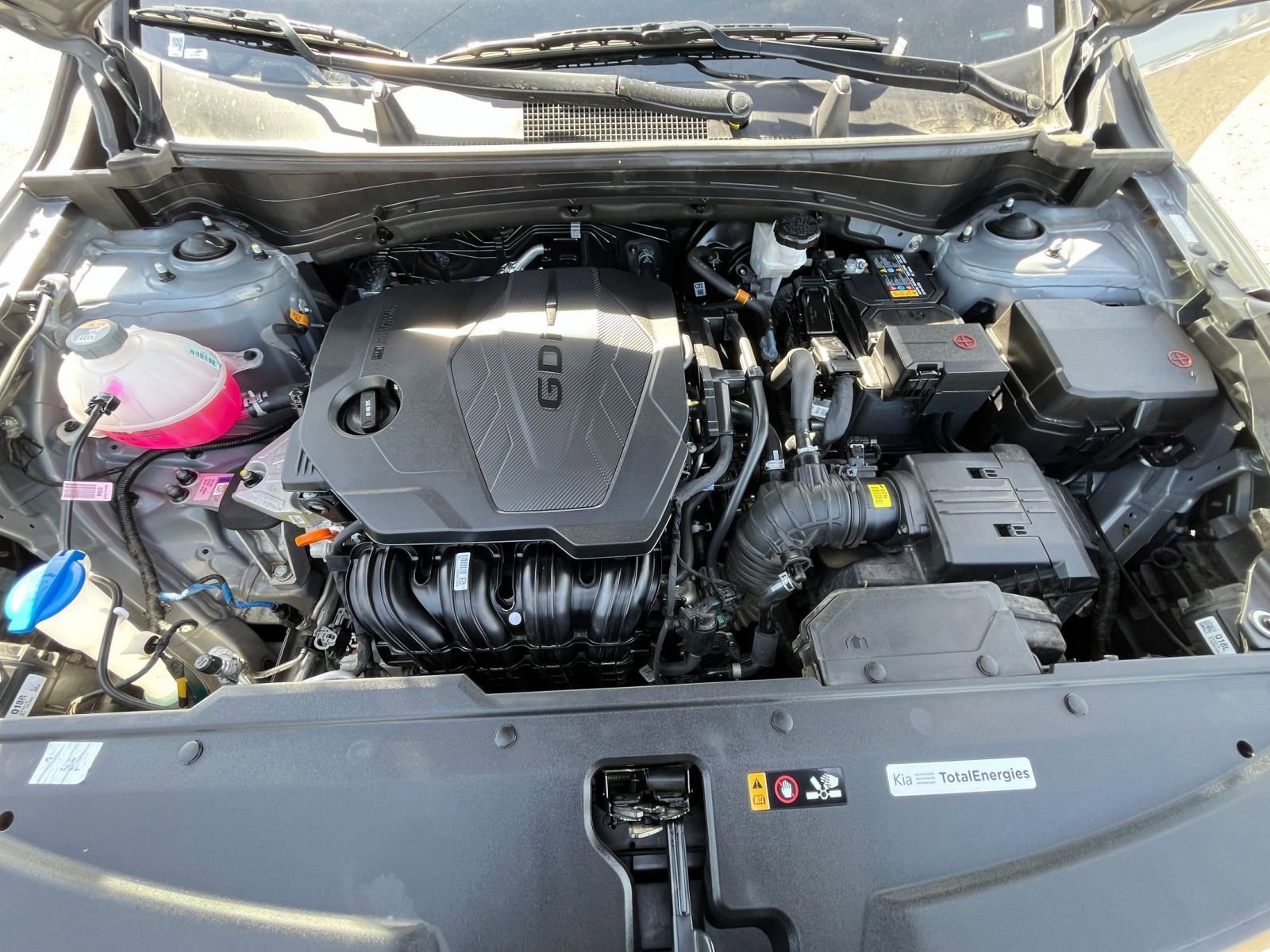 Used 2025 Kia Sportage LX image 31