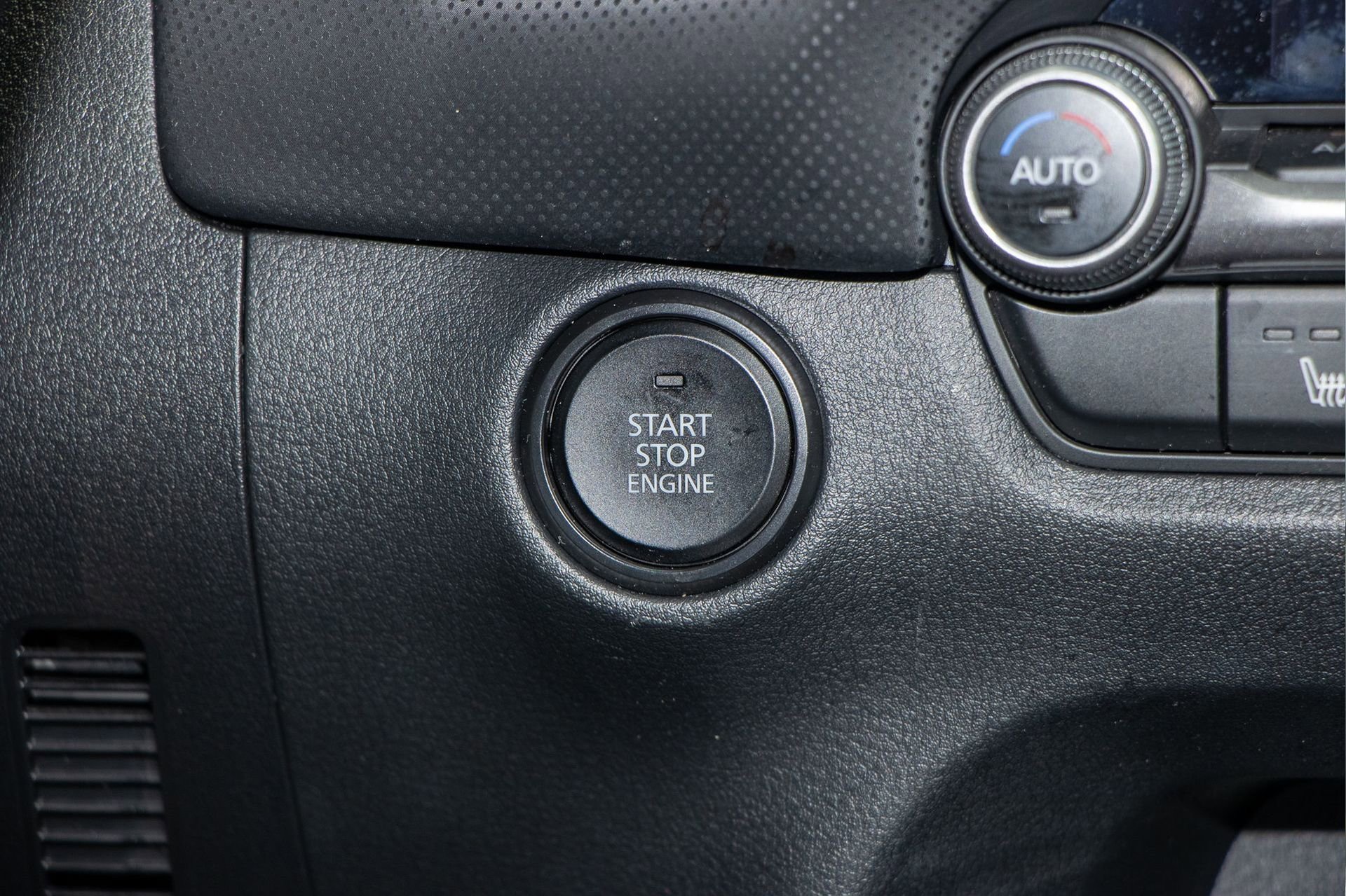 New 2025 MAZDA CX-50 AWD 2.5 S w/ Cargo Package image 20