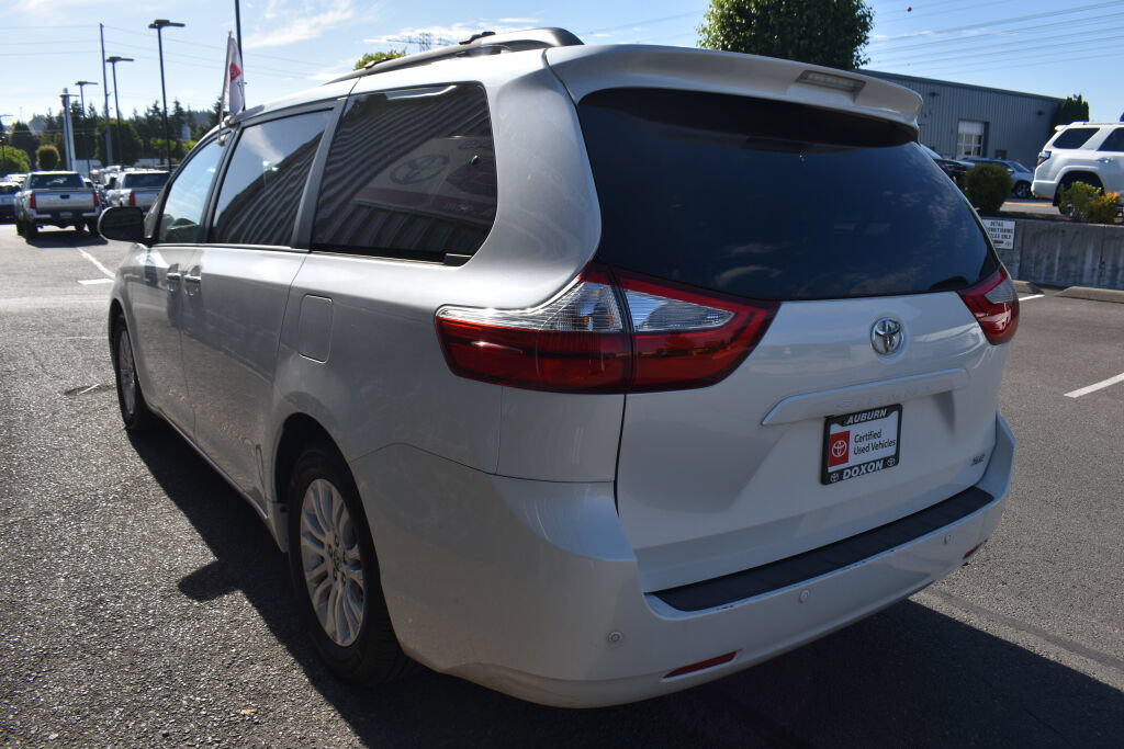 Certified 2016 Toyota Sienna XLE w/ XLE Navigation Package FWD image 7