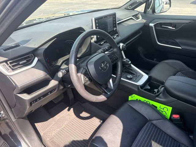 Used 2021 Toyota RAV4 XSE AWD/4WD image 22