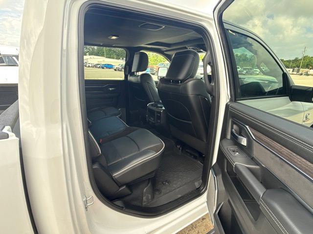 Used 2026 RAM 3500 Laramie AWD/4WD image 21