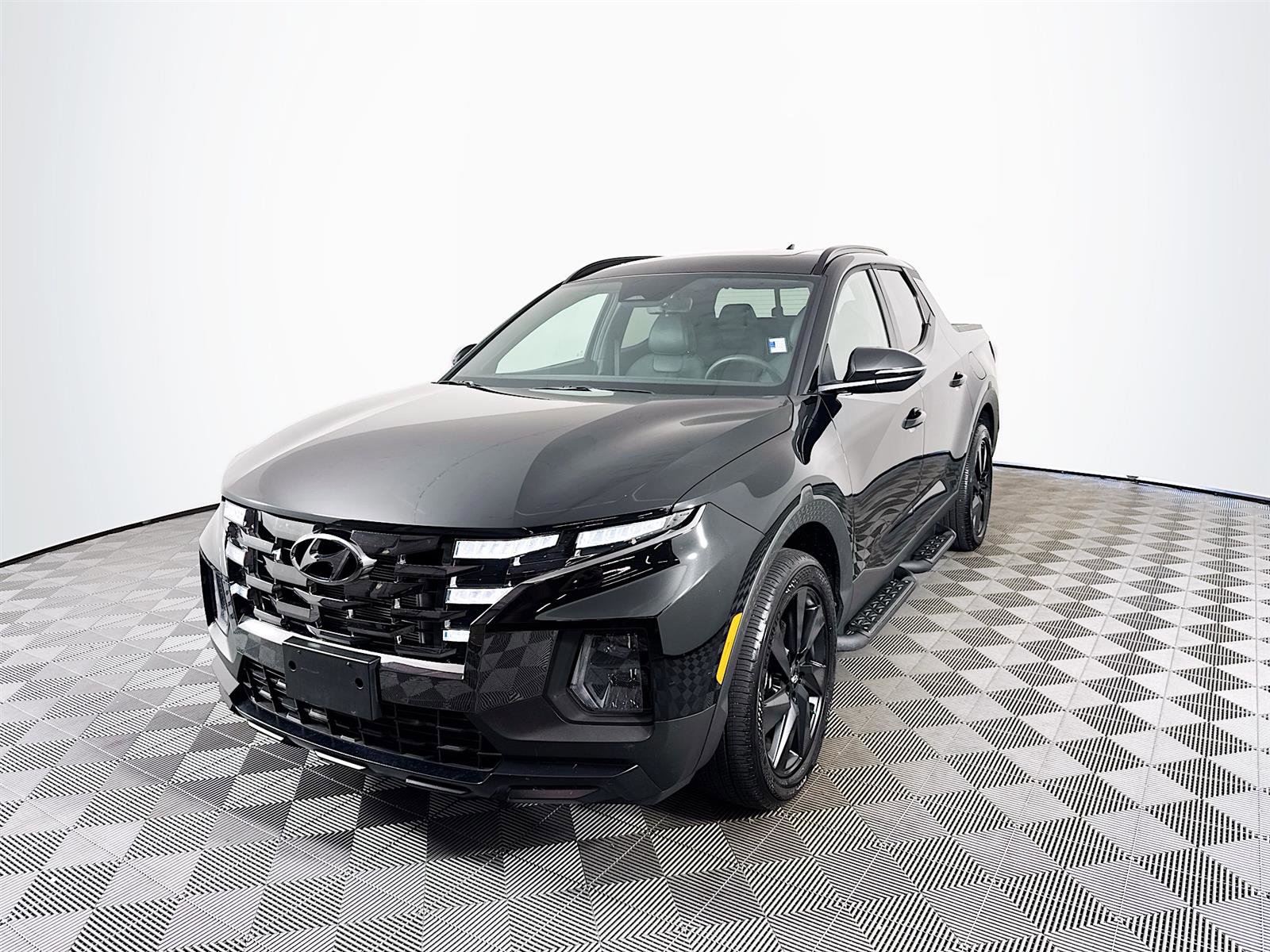 Certified 2024 Hyundai Santa Cruz Night image 3