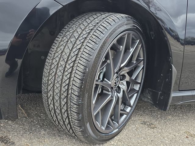 Used 2026 Toyota Camry SE w/ Multimedia Upgrade Package image 32