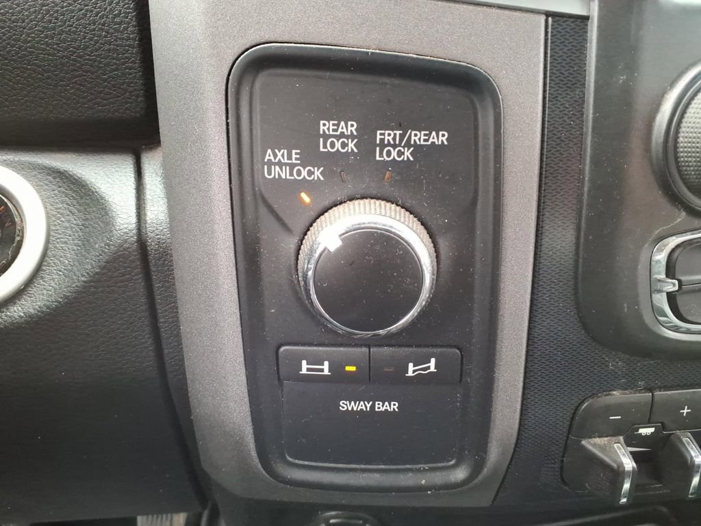 Used 2017 RAM 2500 Power Wagon w/ Leather & Luxury Group image 9