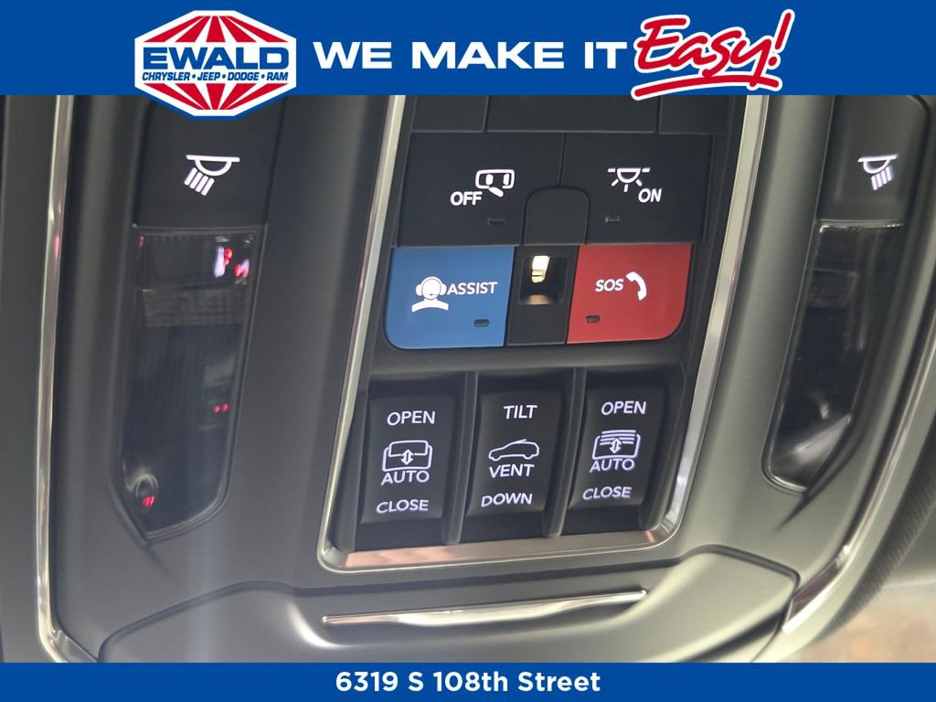 New 2025 Jeep Grand Cherokee L Limited w/ Black Appearance Package image 13