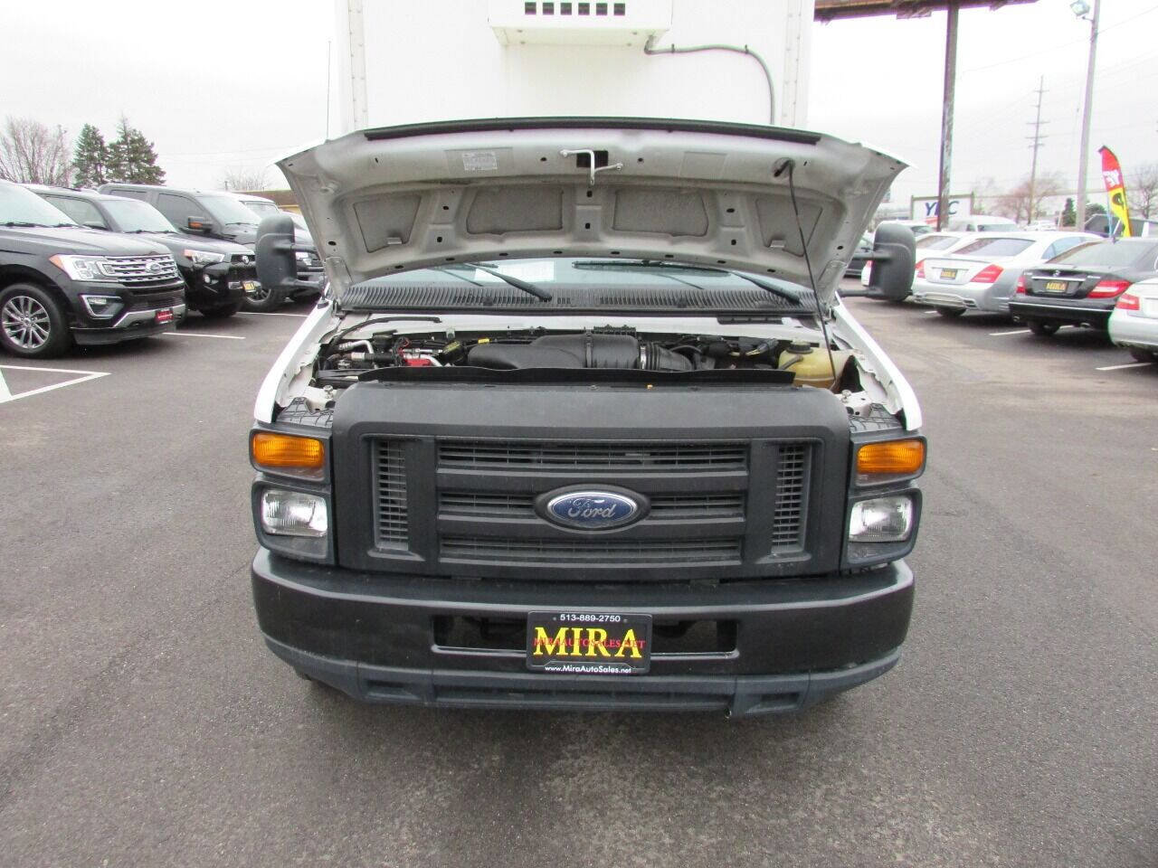 Used 2012 Ford E-450 and Econoline 450 Super Duty w/ PWR Locks & Windows Group image 24