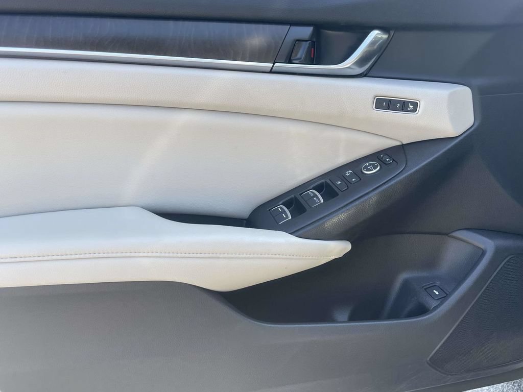 Certified 2021 Honda Accord EX-L image 19