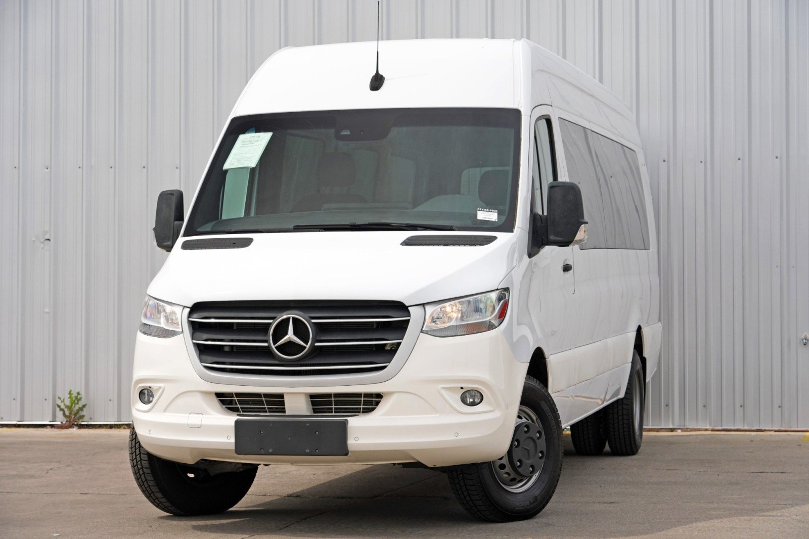 Used 2020 Mercedes-Benz Sprinter 3500 w/ Windows All Around Package image 3