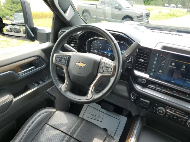 Used 2024 Chevrolet Silverado 3500 High Country w/ High Country Premium Package AWD/4WD image 18