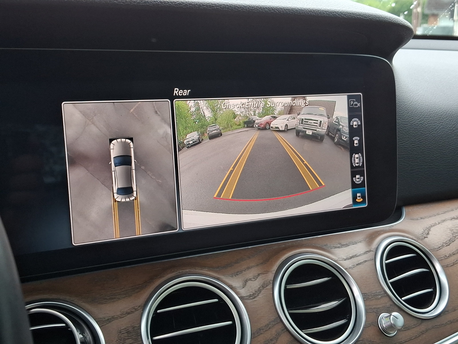 Used 2020 Mercedes-Benz E 350 4MATIC Sedan image 19