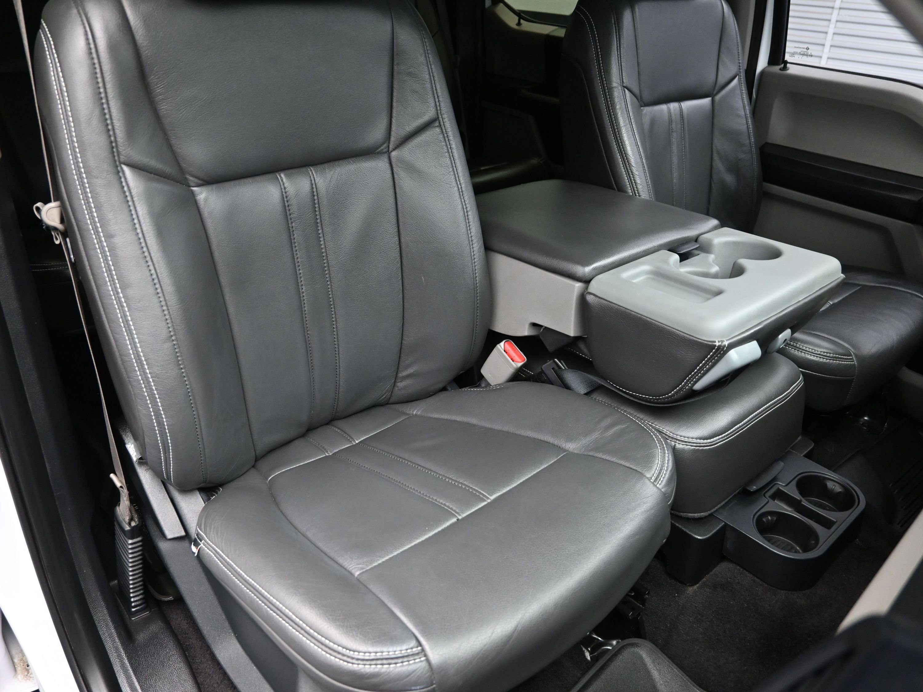 Used 2015 Ford F150 XL w/ Equipment Group 101A Mid AWD/4WD image 38