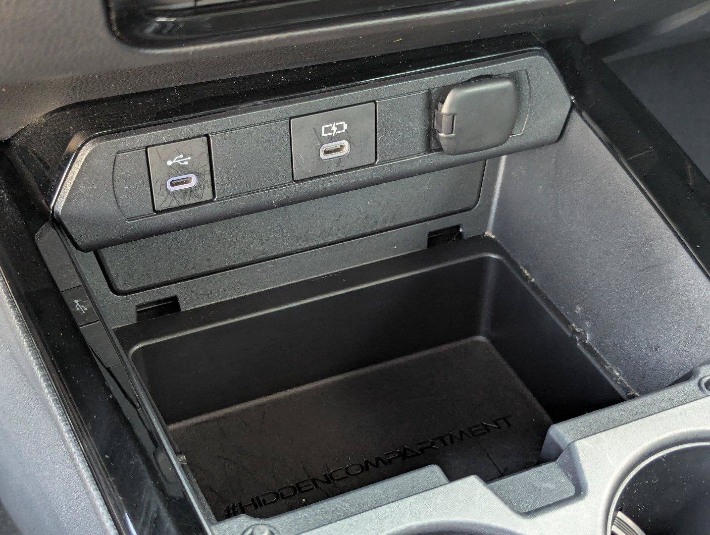 Used 2025 Toyota Prius LE FWD image 20