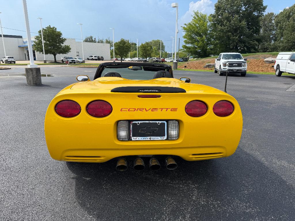 Used 2001 Chevrolet Corvette Convertible w/ Preferred Equipment Group2 RWD image 7