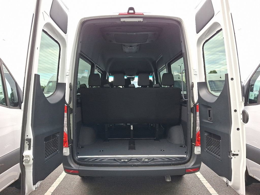 New 2024 Mercedes-Benz Sprinter 2500 image 19