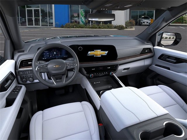 New 2025 Chevrolet Suburban Premier image 15