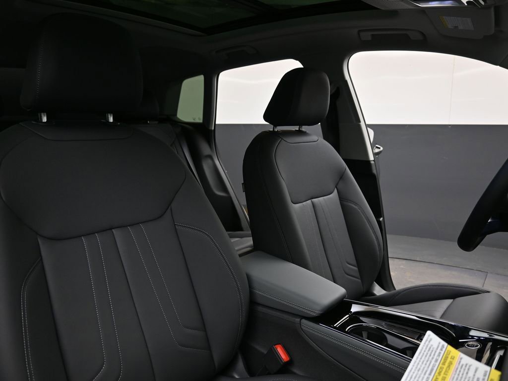 New 2026 Audi Q3 quattro 2.0T image 13