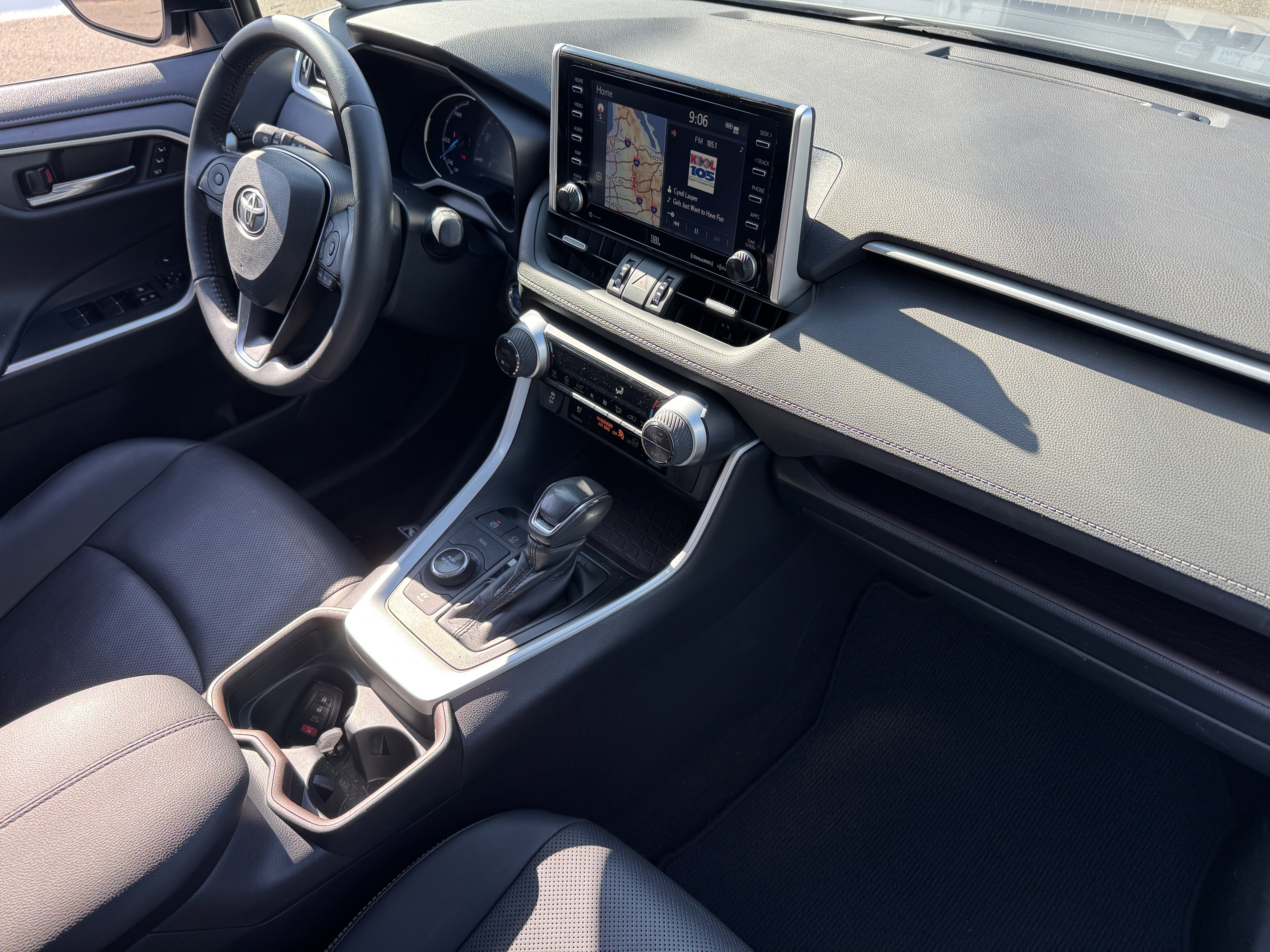 Used 2020 Toyota RAV4 Limited w/ Limited Grade Weather Package AWD/4WD image 20