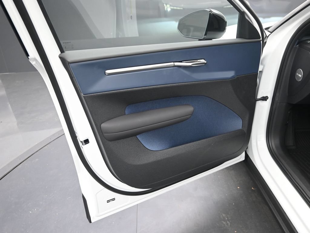 New 2026 Volvo EX30 Plus w/ Protection Package Premier AWD/4WD image 12